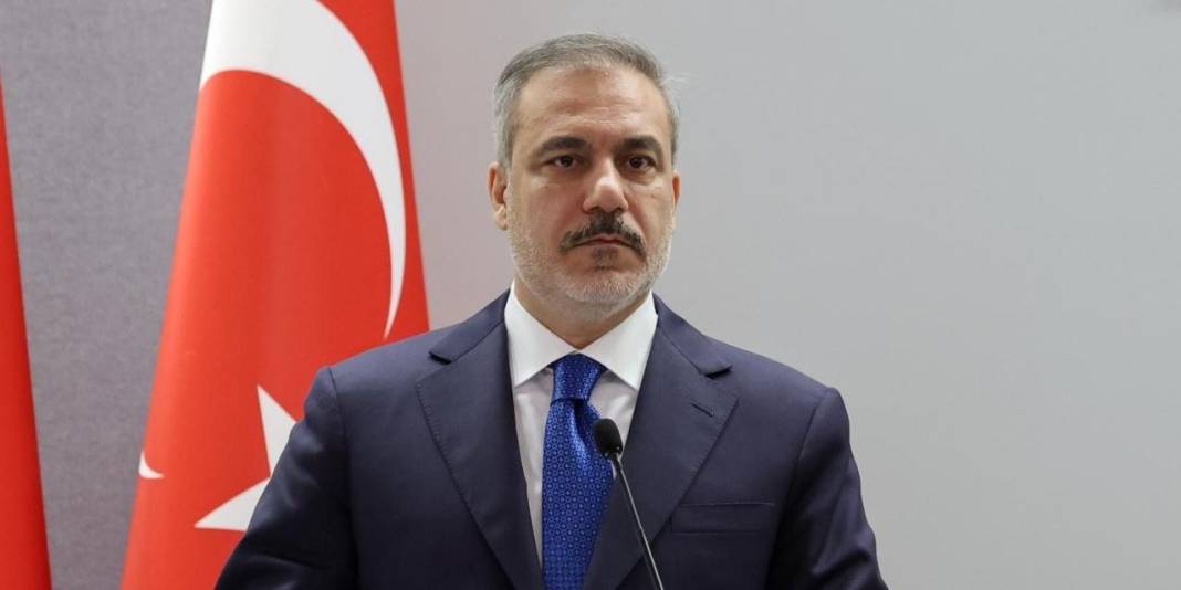 Anket sonuçları açıklandı: Vatandaş, Erdoğan aday olmazsa AKP’den kimi istiyor? 6